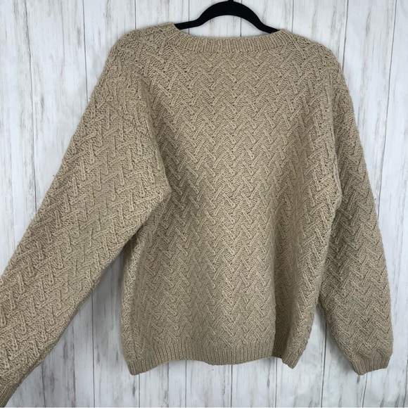 Vintage J Crew 100% wool taupe oatmeal sweater Small - Picture 4 of 5